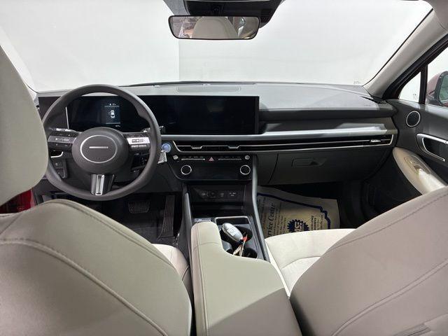 new 2025 Hyundai Sonata car, priced at $26,011
