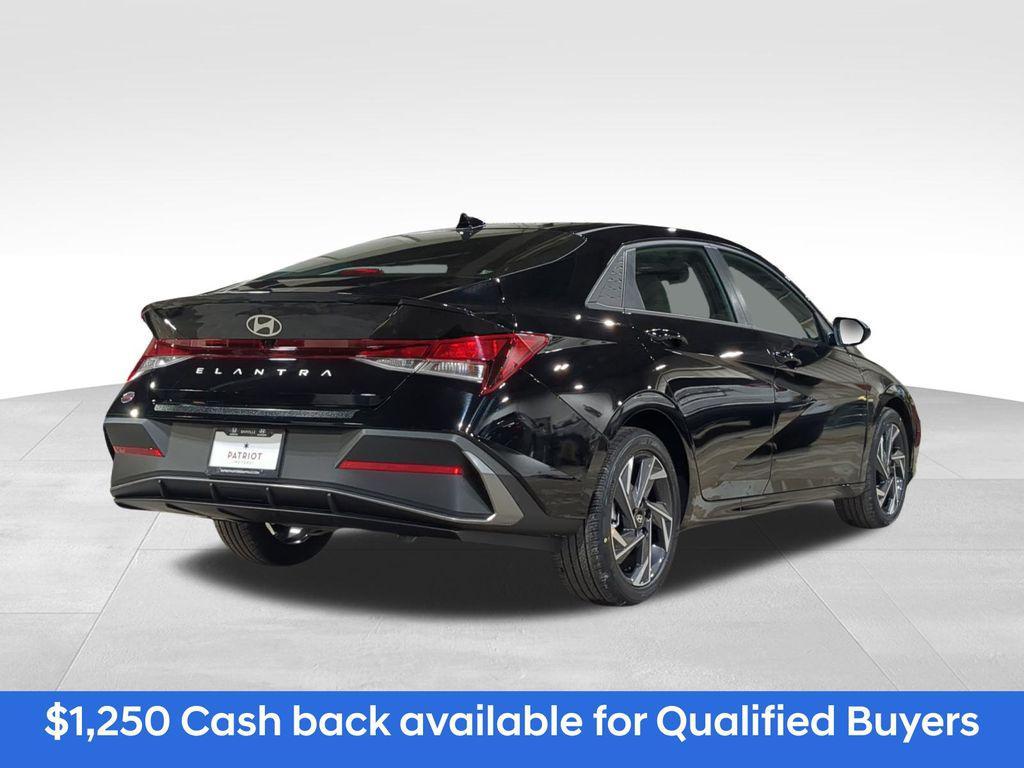 new 2025 Hyundai Elantra car, priced at $22,917