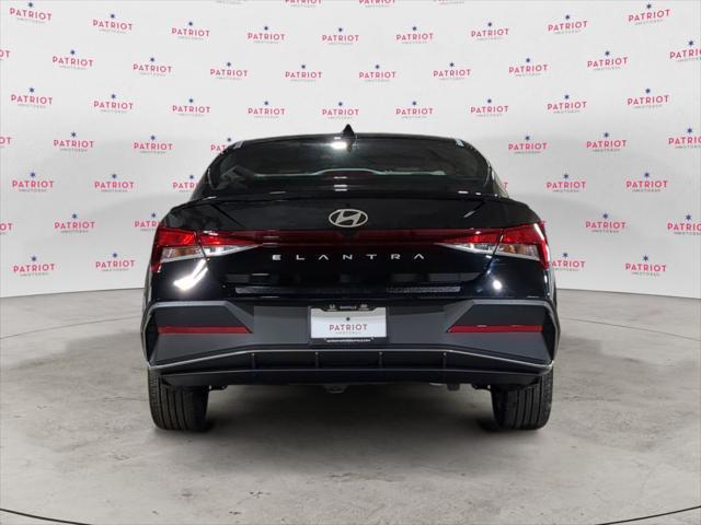 new 2025 Hyundai Elantra car, priced at $22,917