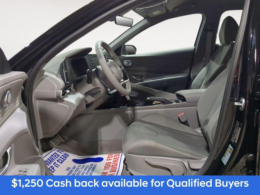 new 2025 Hyundai Elantra car, priced at $22,917