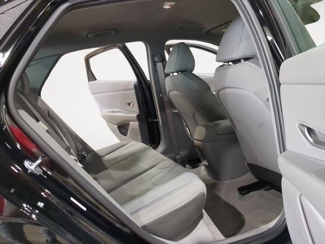 new 2025 Hyundai Elantra car, priced at $22,917