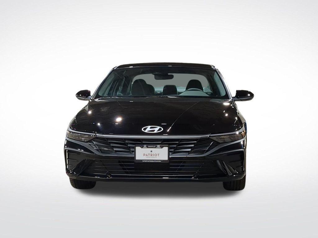 used 2025 Hyundai Elantra car, priced at $23,407
