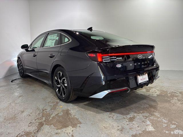 new 2025 Hyundai Sonata car, priced at $25,983