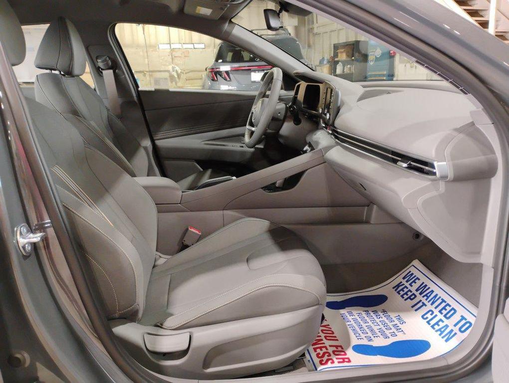 new 2025 Hyundai Elantra car, priced at $21,256