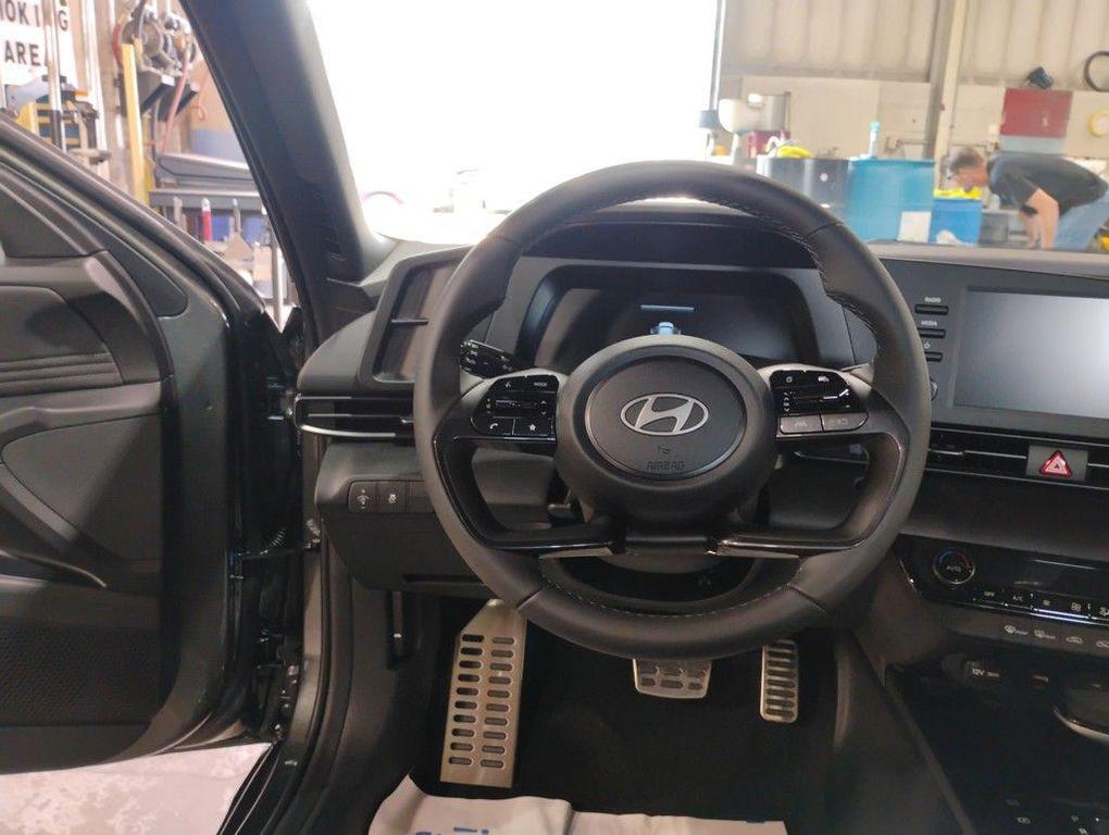 new 2025 Hyundai Elantra car, priced at $21,256
