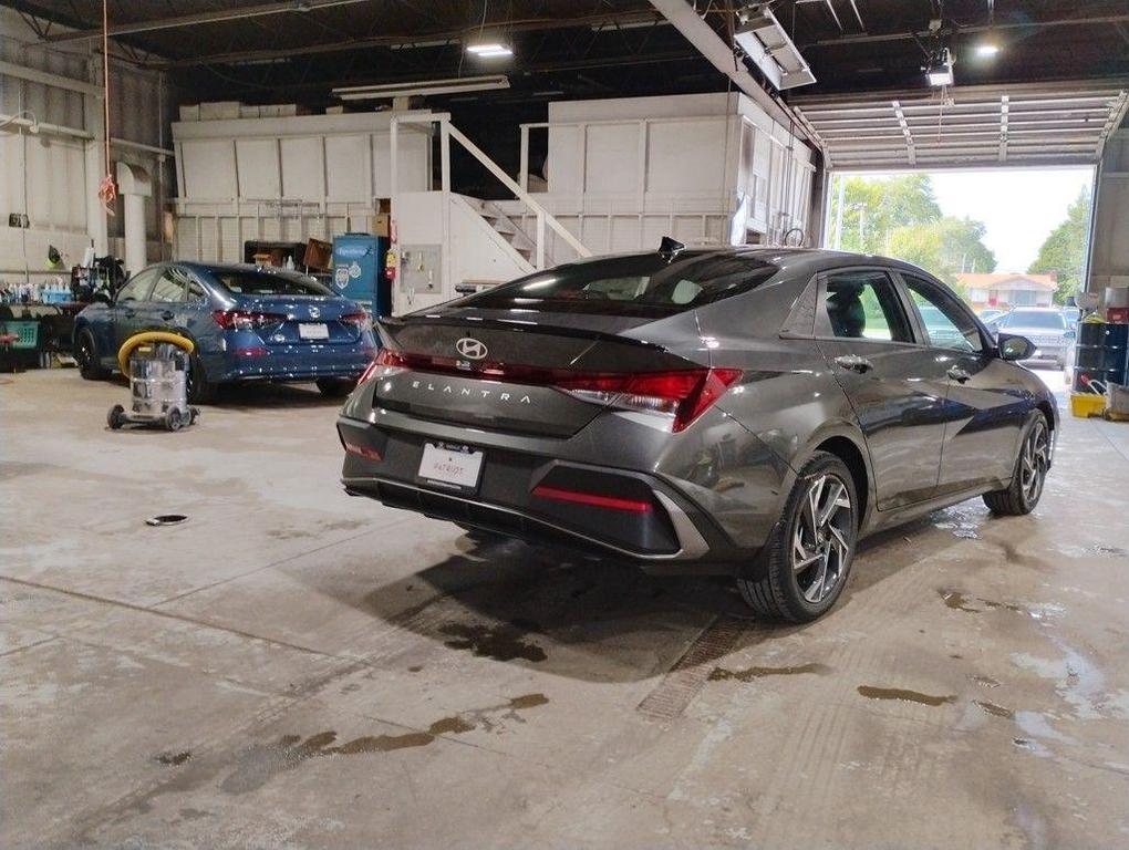 new 2025 Hyundai Elantra car, priced at $21,256