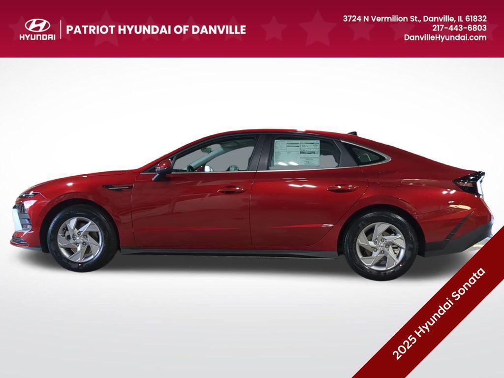 new 2025 Hyundai Sonata car, priced at $23,578