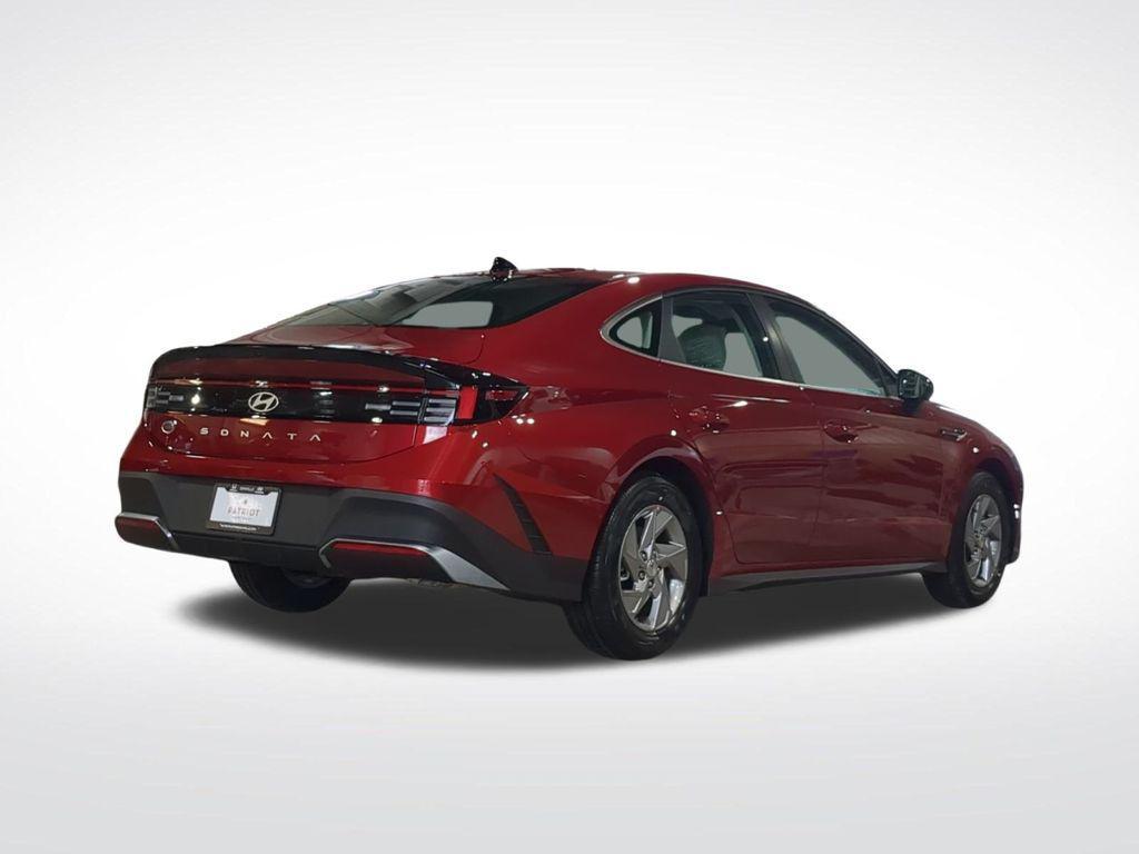 new 2025 Hyundai Sonata car, priced at $23,578