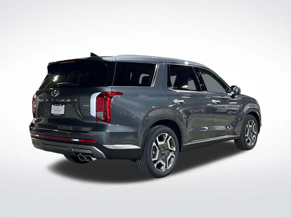 used 2024 Hyundai Palisade car, priced at $43,877