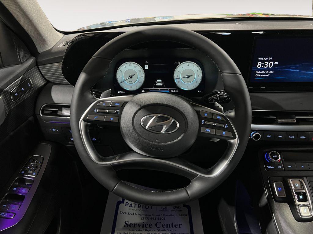 used 2024 Hyundai Palisade car, priced at $43,877