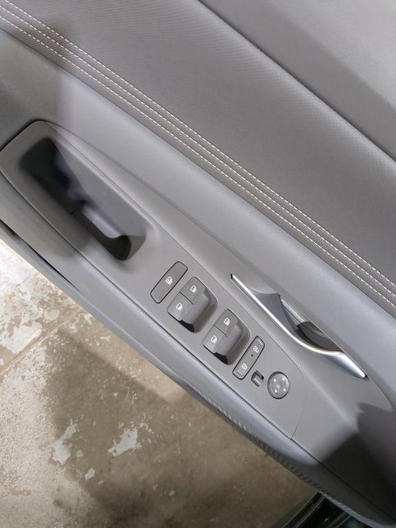 new 2025 Hyundai Elantra car, priced at $21,309