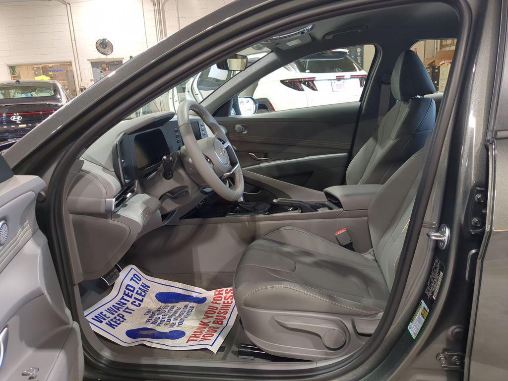 new 2025 Hyundai Elantra car, priced at $21,309