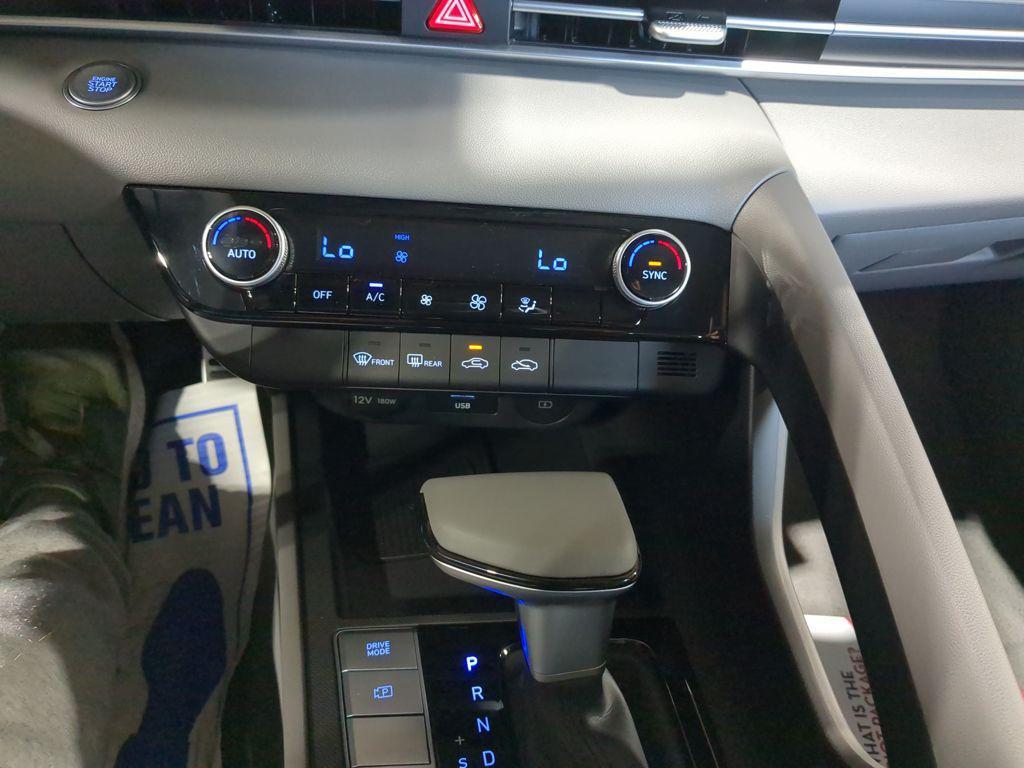 new 2025 Hyundai Elantra car, priced at $21,309