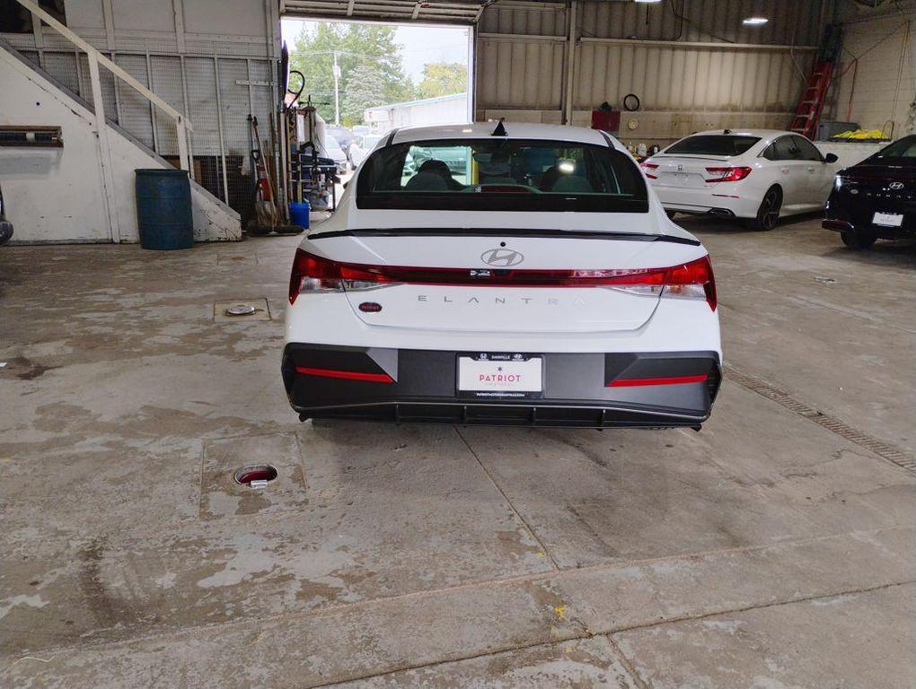 new 2025 Hyundai Elantra car, priced at $21,789