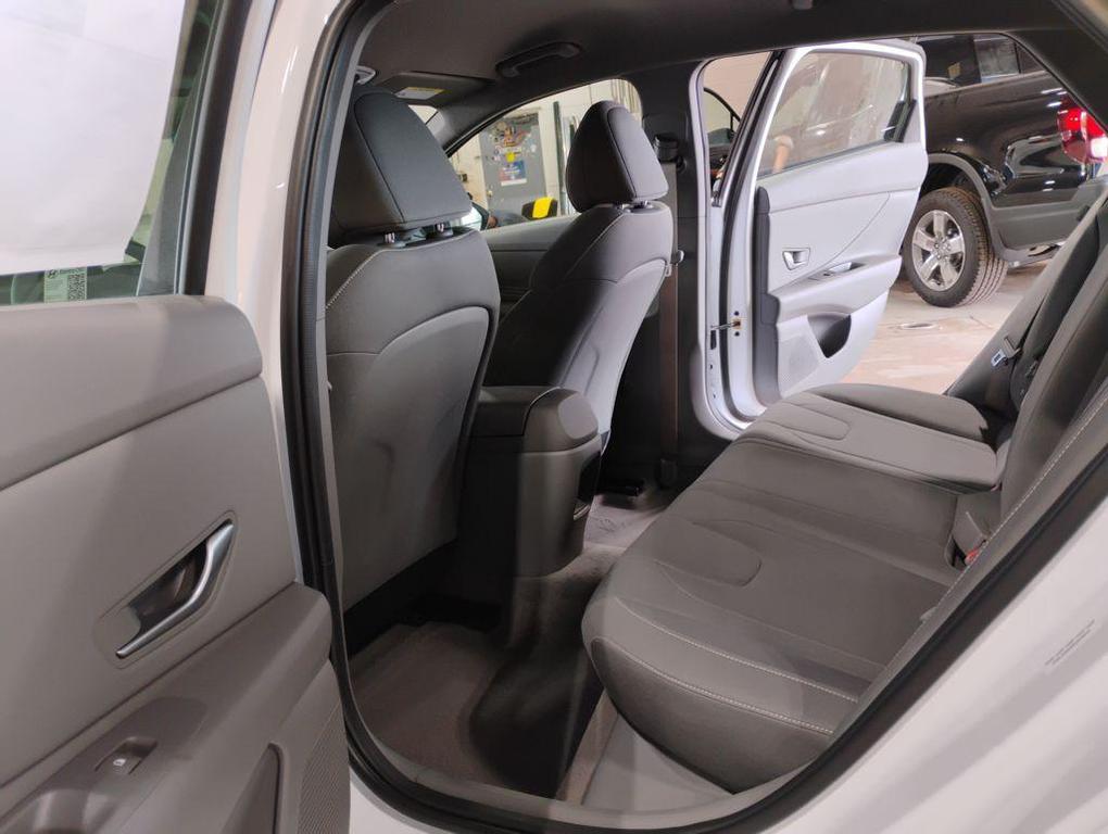 new 2025 Hyundai Elantra car, priced at $21,789