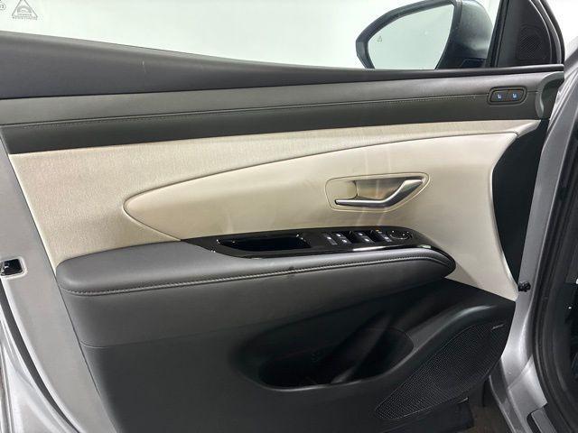new 2026 Hyundai TUCSON Hybrid car, priced at $38,445