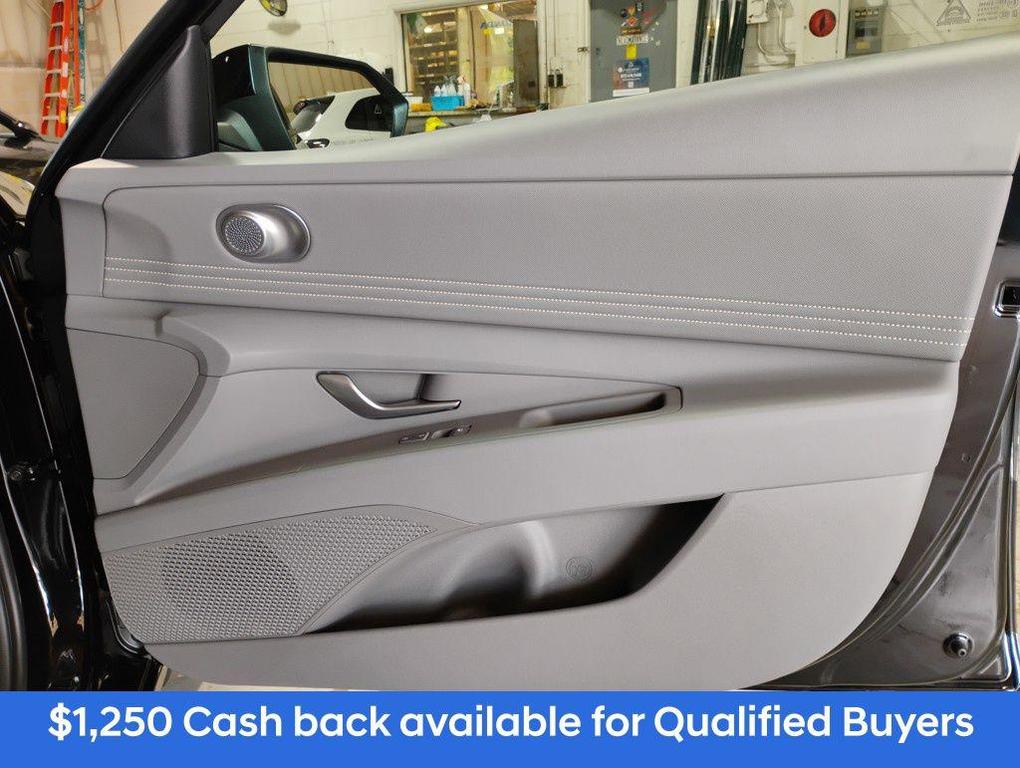 new 2025 Hyundai Elantra car, priced at $23,007