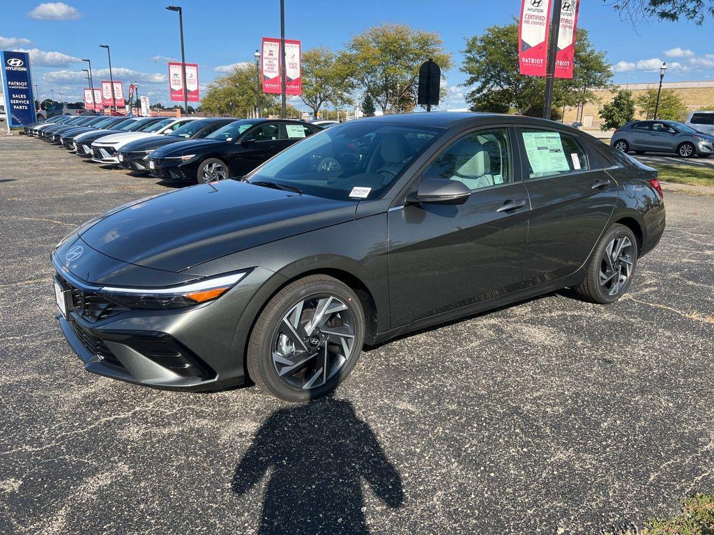 new 2025 Hyundai Elantra car, priced at $23,949