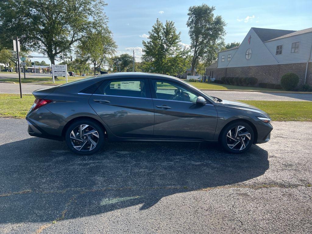 new 2025 Hyundai Elantra car, priced at $23,949