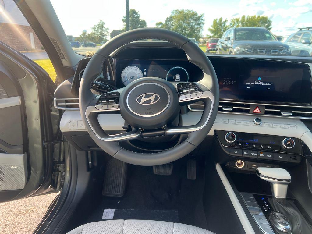 new 2025 Hyundai Elantra car, priced at $23,949