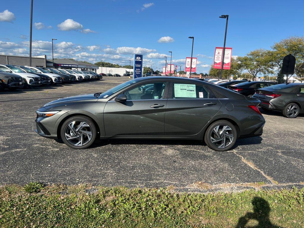 new 2025 Hyundai Elantra car, priced at $23,949