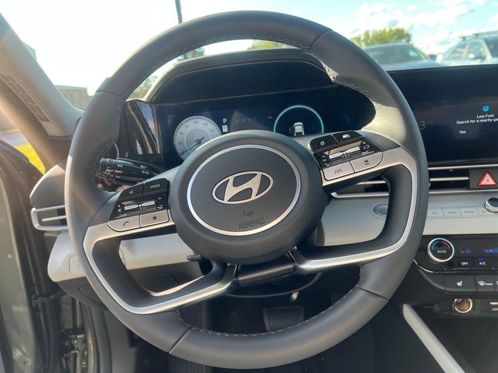 new 2025 Hyundai Elantra car, priced at $23,949