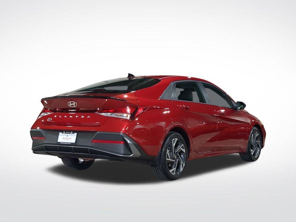 new 2025 Hyundai Elantra car, priced at $21,998