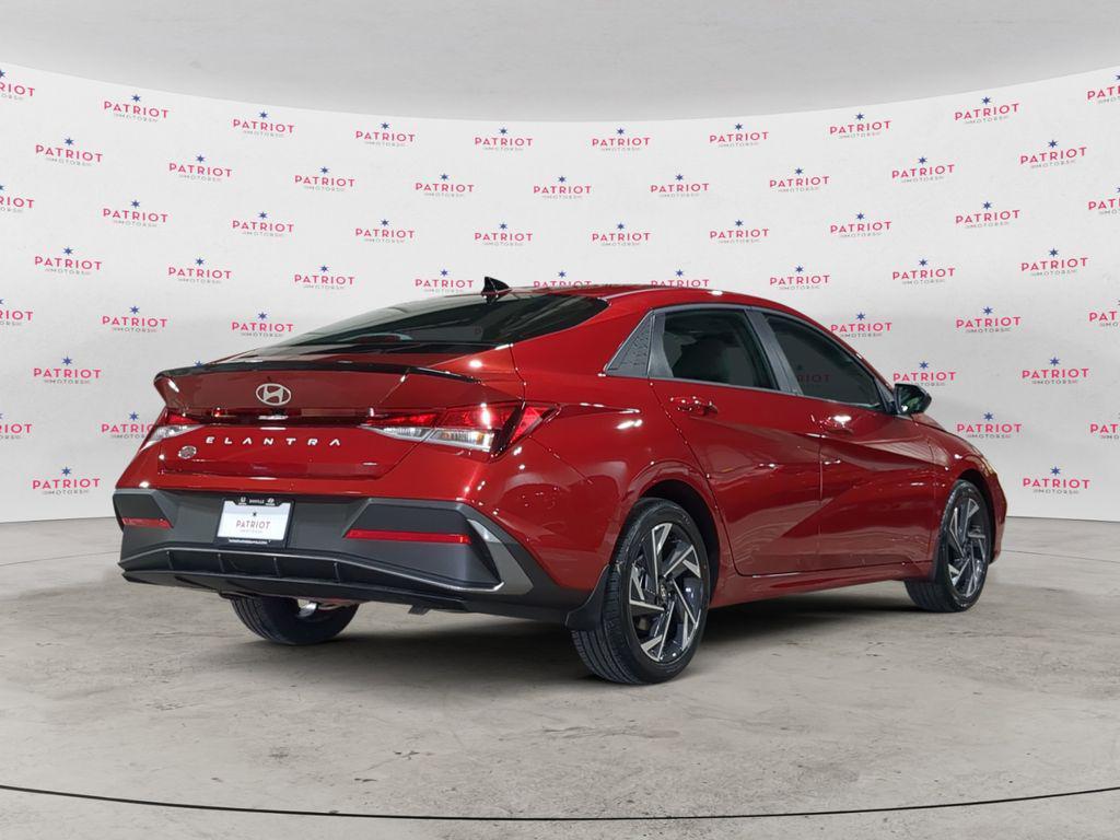 new 2025 Hyundai Elantra car, priced at $21,998