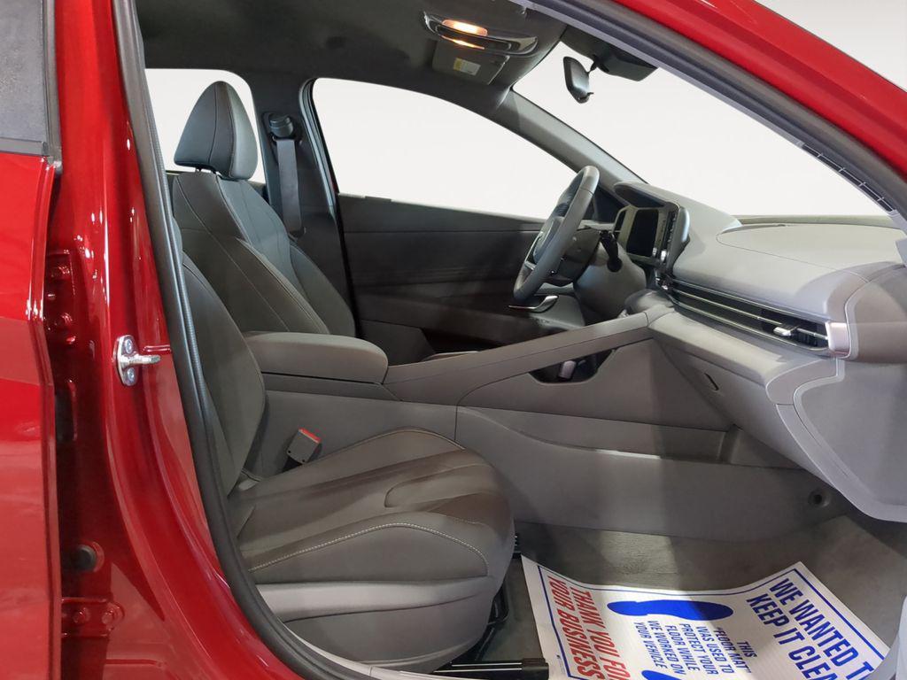 new 2025 Hyundai Elantra car, priced at $21,998