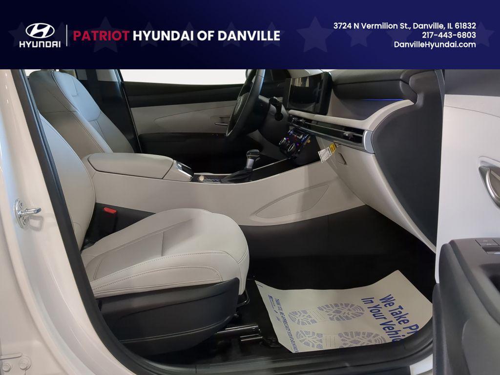 new 2025 Hyundai Tucson car, priced at $30,642