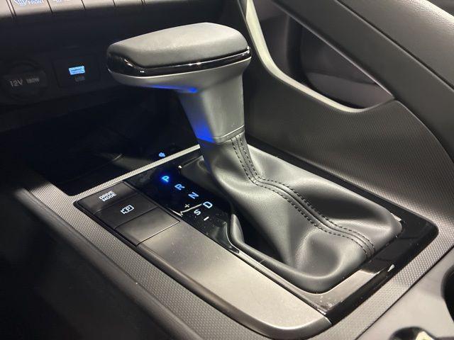 new 2025 Hyundai Elantra car, priced at $21,736