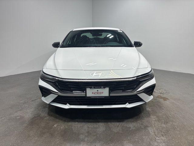 new 2025 Hyundai Elantra car, priced at $21,736