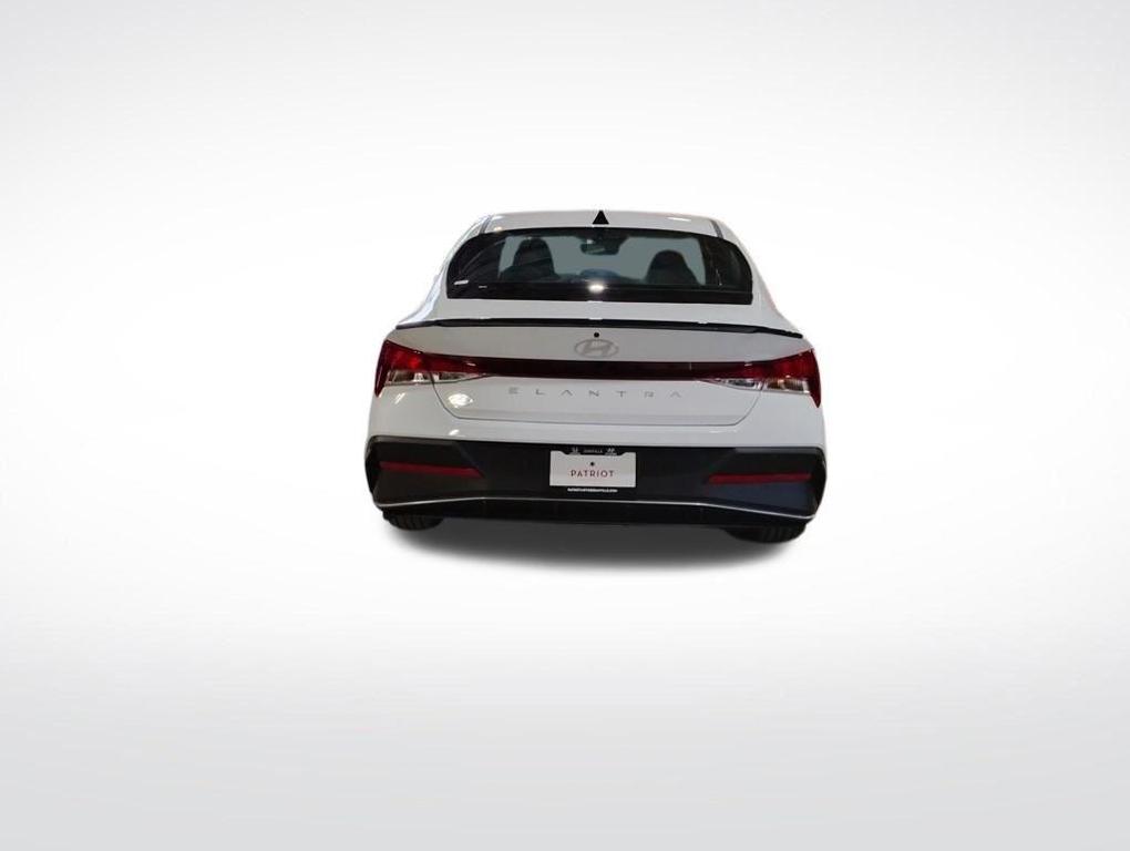 new 2025 Hyundai Elantra car, priced at $21,736