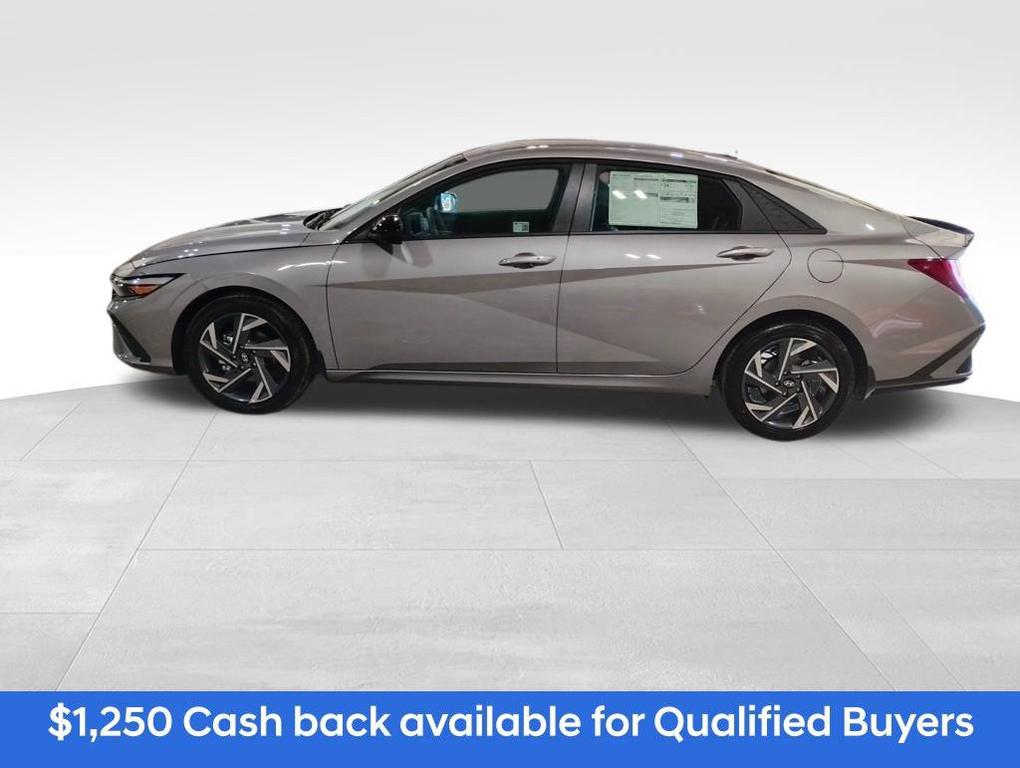 new 2025 Hyundai Elantra car, priced at $23,007