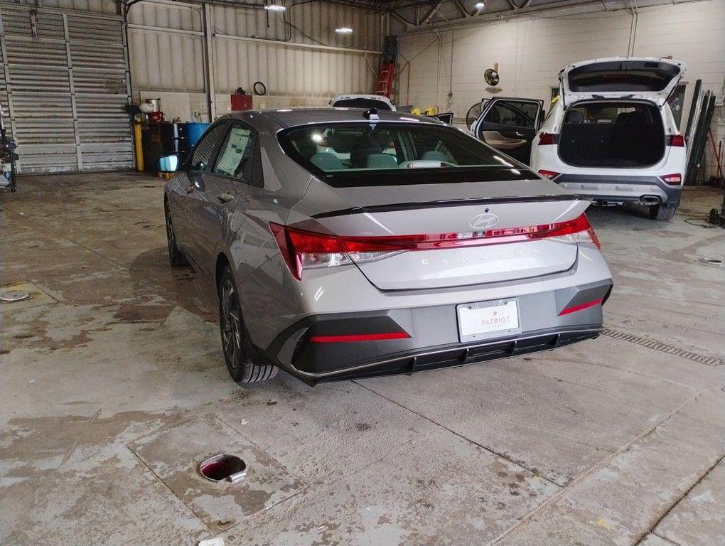 new 2025 Hyundai Elantra car, priced at $21,256
