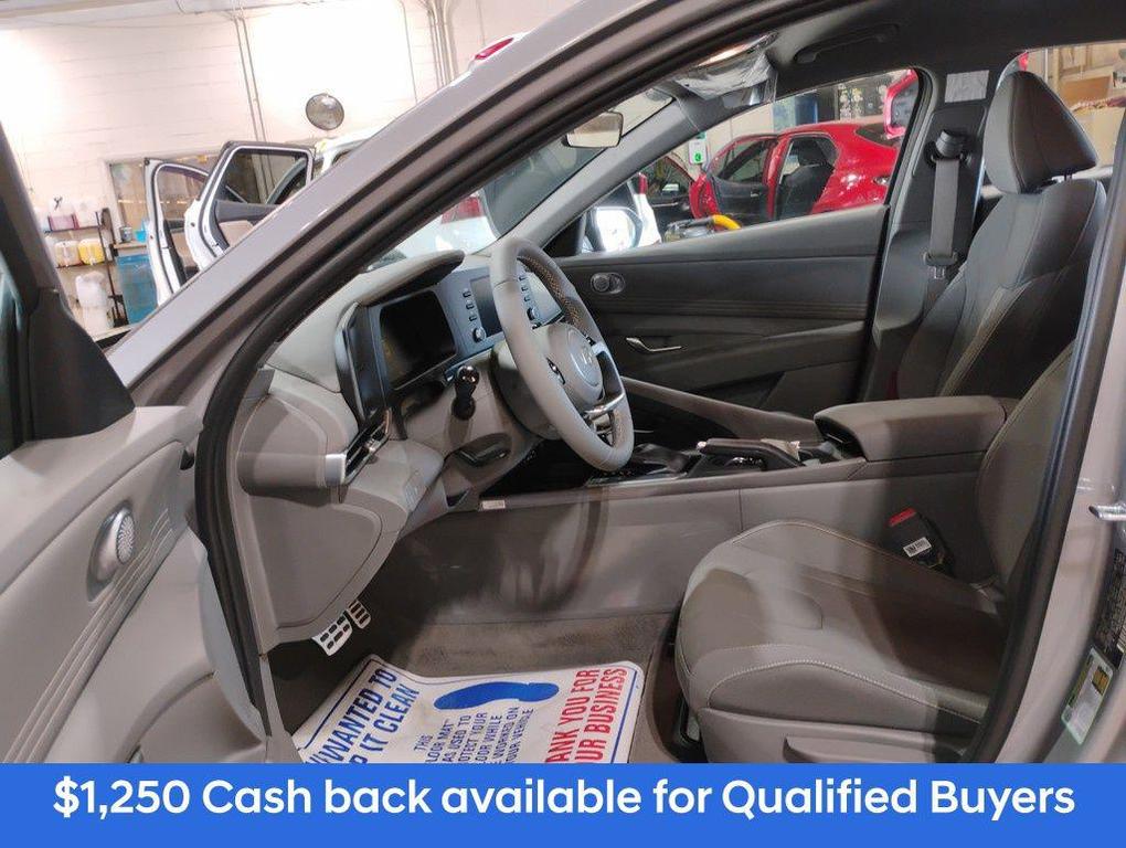 new 2025 Hyundai Elantra car, priced at $23,007