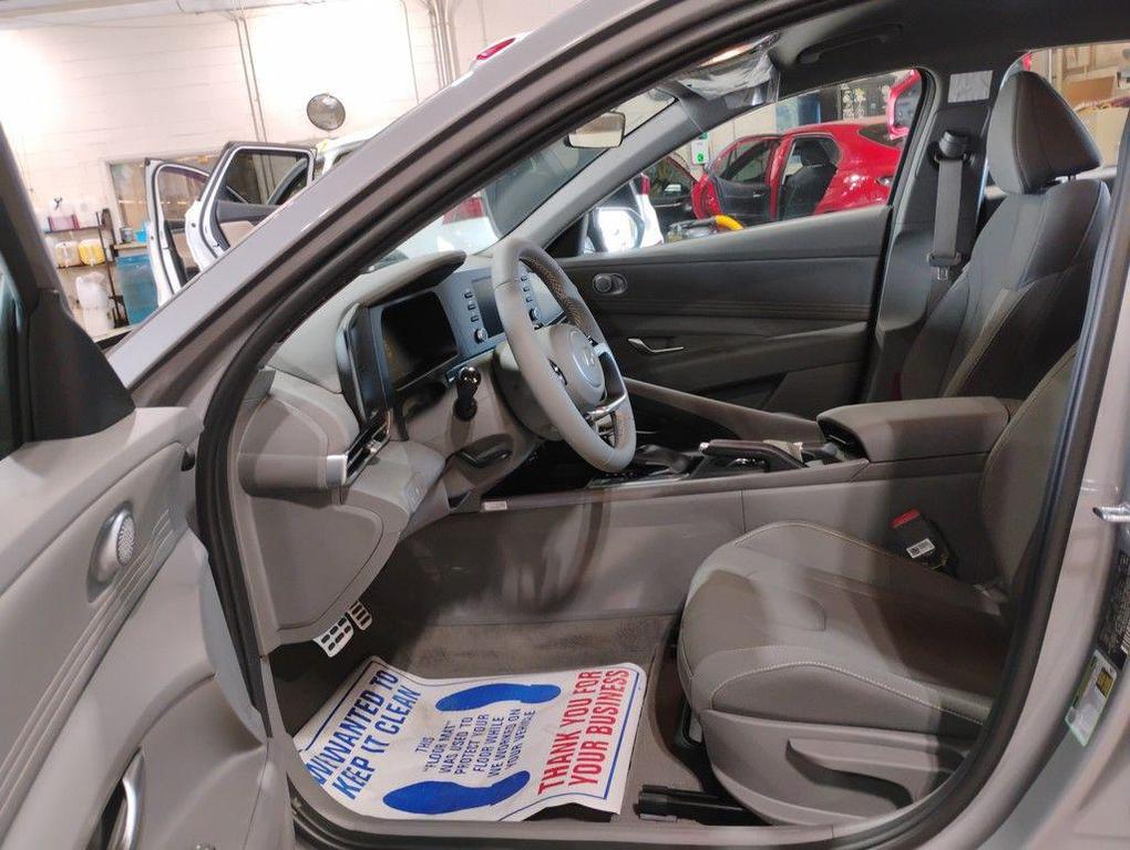 new 2025 Hyundai Elantra car, priced at $21,256