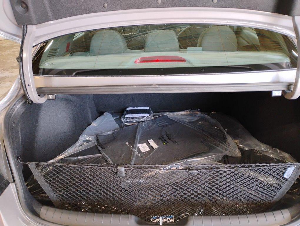 new 2025 Hyundai Elantra car, priced at $21,256