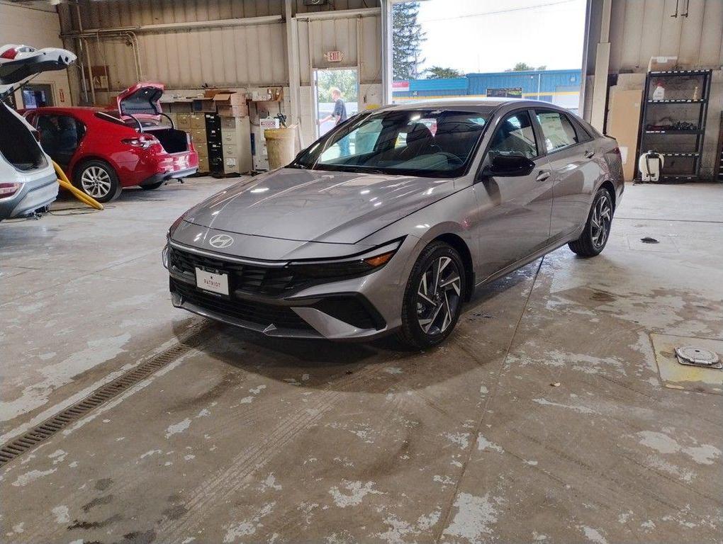 new 2025 Hyundai Elantra car, priced at $21,256