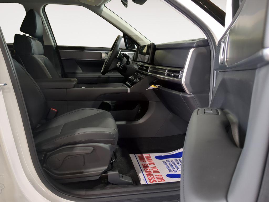 new 2025 Hyundai Santa Fe car, priced at $35,718