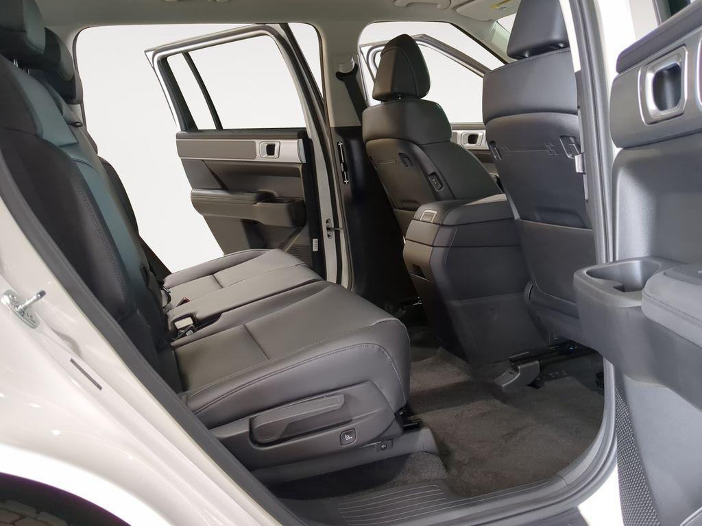 new 2025 Hyundai Santa Fe car, priced at $35,718