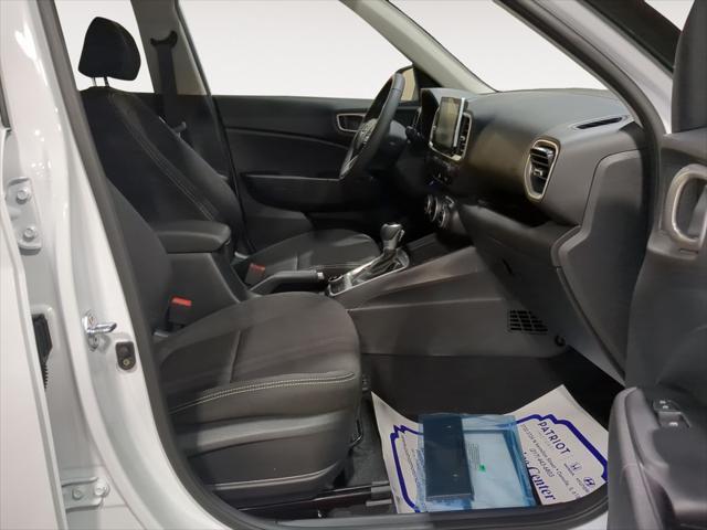 new 2025 Hyundai Venue car, priced at $22,725