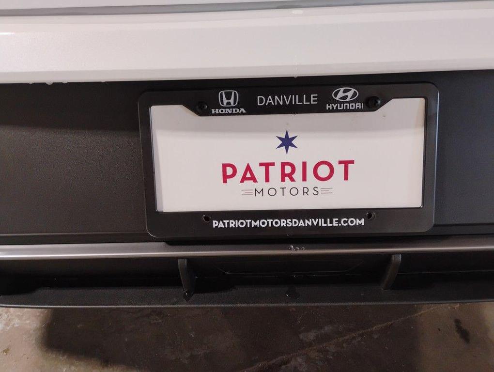 new 2025 Hyundai Elantra car, priced at $21,736