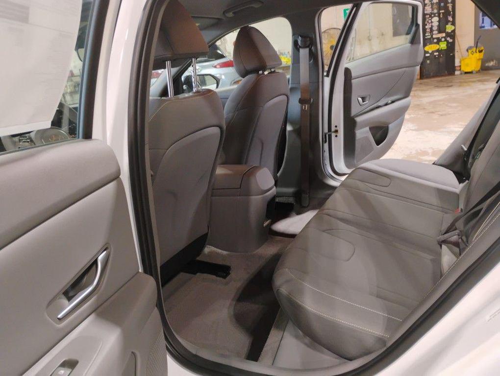 new 2025 Hyundai Elantra car, priced at $21,736