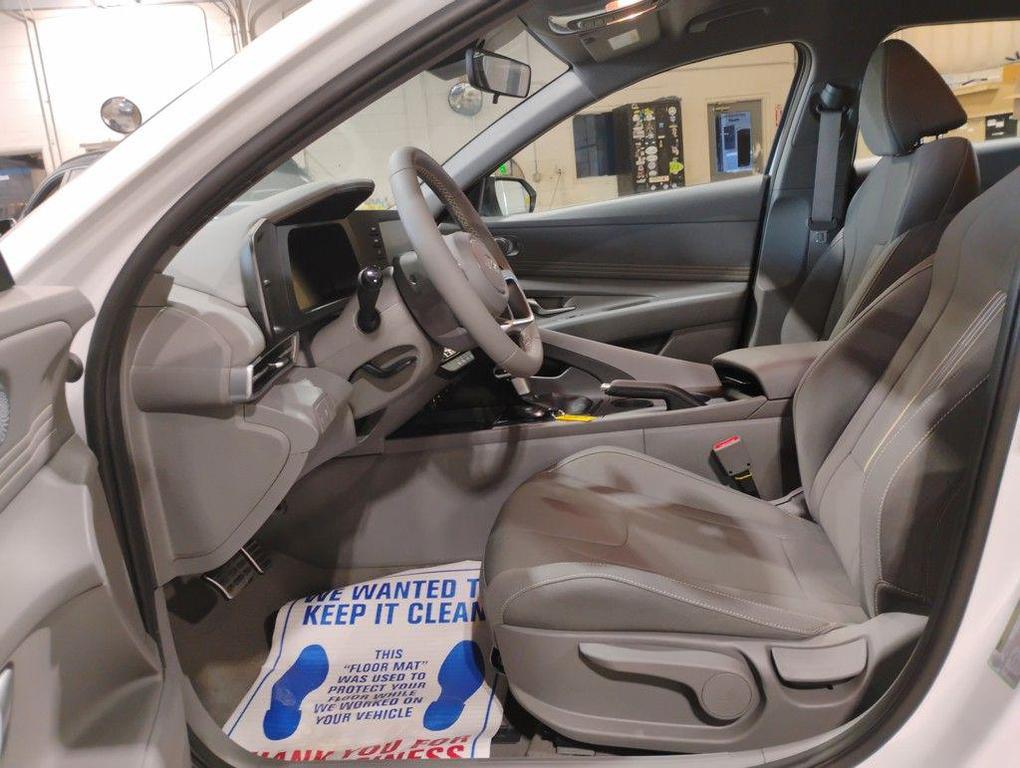 new 2025 Hyundai Elantra car, priced at $21,736