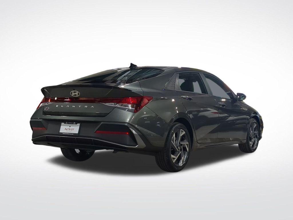 new 2025 Hyundai Elantra car, priced at $23,431