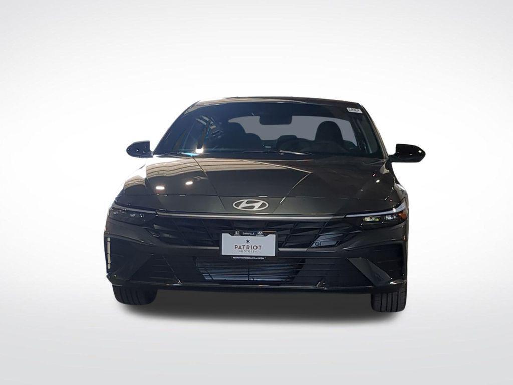 new 2025 Hyundai Elantra car, priced at $23,431