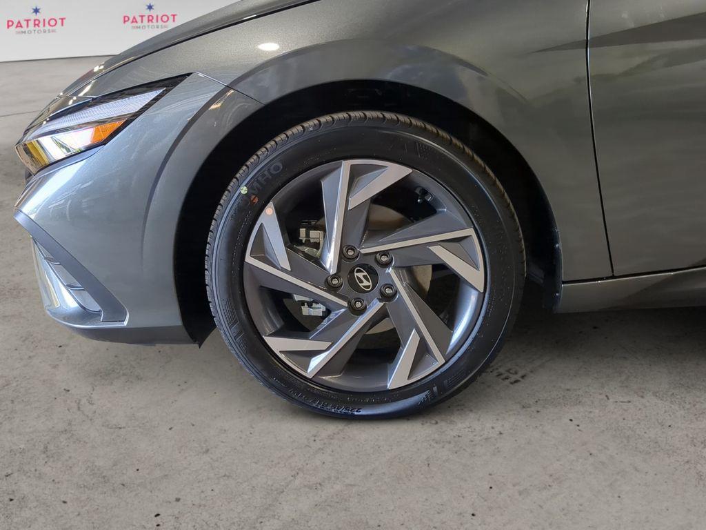 new 2025 Hyundai Elantra car, priced at $23,431
