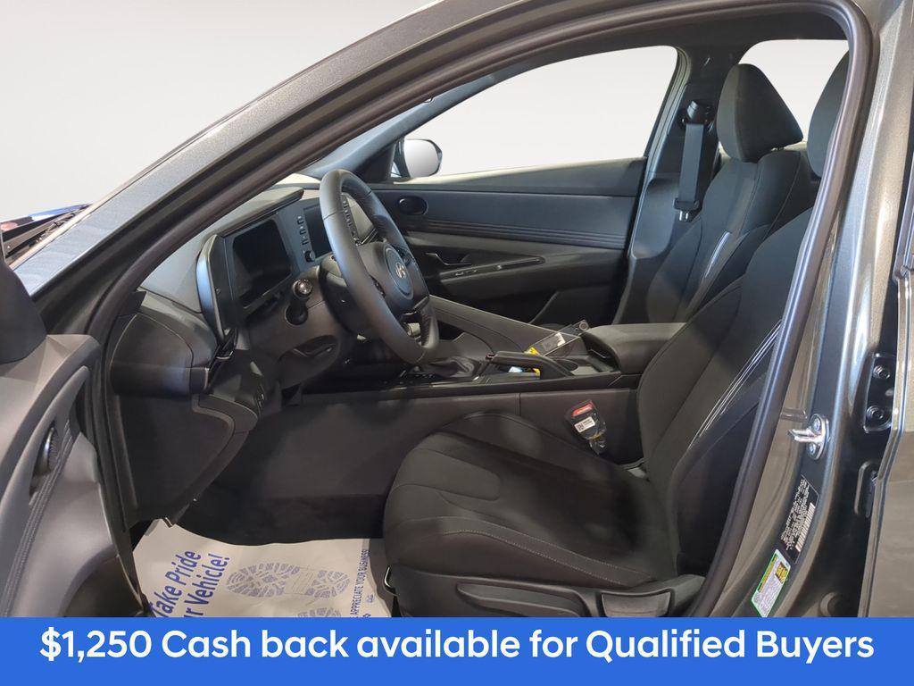new 2025 Hyundai Elantra car, priced at $22,931