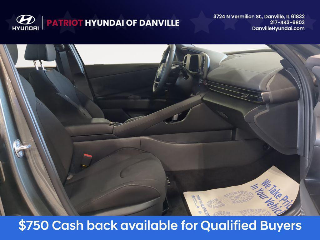 new 2025 Hyundai Elantra car, priced at $23,431